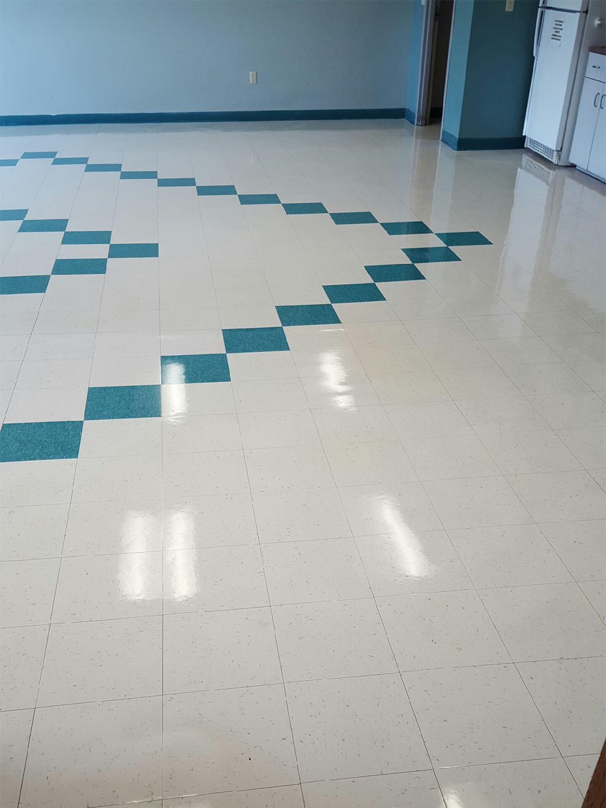 Now it looks like a brand new floor after our professional tile cleaning services.